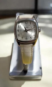 Reloj para mujer Carriage by Timex con correa de cuero sintético - Batería nueva - Imagen 1 de 13
