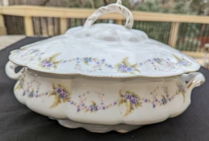 ANTIQUE BASSETT LIMOGES AUSTRIA 28 OVAL TUREEN WITH LID BSS28 - Picture 1 of 12