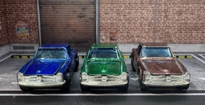 Hot Wheels Redline Lote de 3 Mercedes-Benz 280 SLs 1969 en cobre, azul y verde Foto 1 de 4