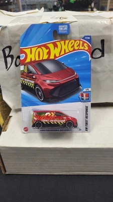 NIB 2024 FORD SUPERVAN 4 HOT WHEELS HW TH TREASURE HUNT 1/64 FIRST RESPONSE #1/5 - Image 1 of 4