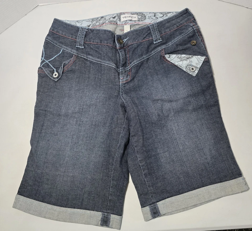 Shorts jeans Venezia tamanho 16 - Imagem 1 de 4