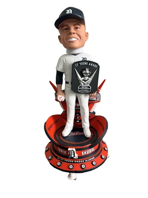 Bobblehead FOCO Tarik Skubal Cy Young Winner Edición Limitada Foto 1 de 4