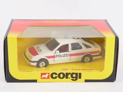Corgi 454 299 Ford Sierra POLIZIA - Immagine 1 di 4