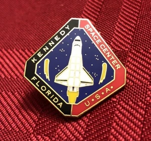 Kennedy Space Center Enamel Lapel Pin Space Shuttle - Picture 1 of 3