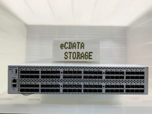 Brocade DS-6520B 100-652-864-00 EM-6520-48-8G-F Interruttore FC di rete - Foto 1 di 2