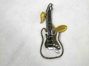 Guitarra Blanca con Nota Musical Bordada Hierro En Parche - Imagen 1 de 1