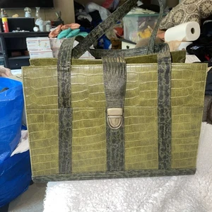 Bolsa de viaje verde para perros y gatos pequeños Suzanne Somers de colección rara - Imagen 1 de 13