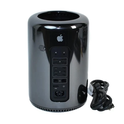Mac Pro Late 6.1 64gb ram 2tb ssd xeon 2,7 ghz 12 core gpu d700 come nuovo - Immagine 1 di 2