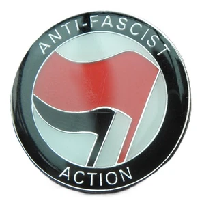 Prendedor de acción antifascista insignia broche AFA anti racismo protesta racista solidaridad - Imagen 1 de 4