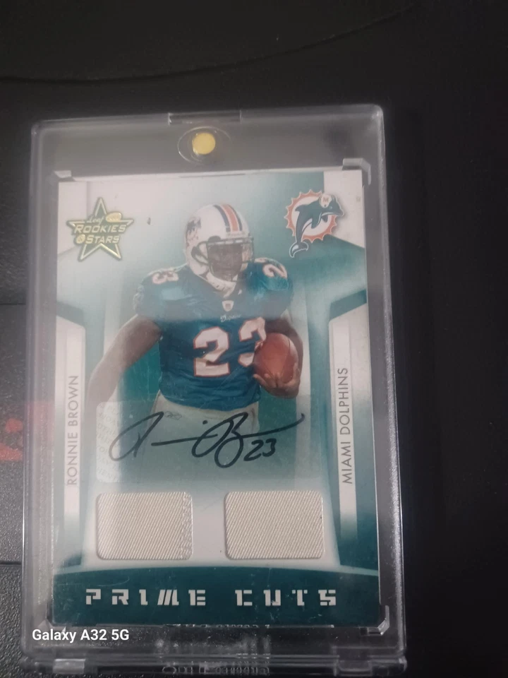 Ronnie. Brown. Prime. Cuts. Signature. Pach. Topps.  7/10 - Image 1 of 4