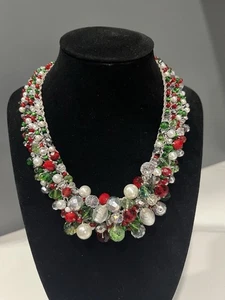 Vintage Red & Green Christmas Bib Statement Necklace Artsy Boho - Picture 1 of 13