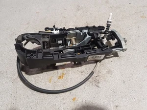 Morsetto staffa maniglia porta anteriore lato passeggero BMW serie 7 F01 730d 2010 - Foto 1 di 4