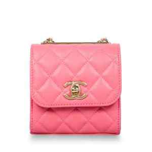 BRAND NEW CHANEL PINK QUILTED LEATHER TRENDY CLUTCH GOLD CHAIN SOLD OUT MICRO 
