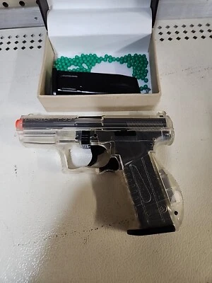 Пистолет для страйкбола Walter P99 6 мм BB с 2 зажимами, см. фотографии - Изображение 1 из 4