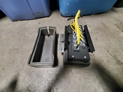 BOMBA DE BLOQUEO DE VACÍO CENTRAL MERCEDES BENZ S430 S500 S55 2208000648    Foto 1 de 2