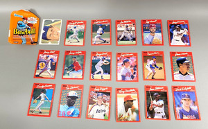 DONRUSS Wax Pack Baseball Puzzle and Cards, 3 Puzzle Pieces and 16 Picture Cards