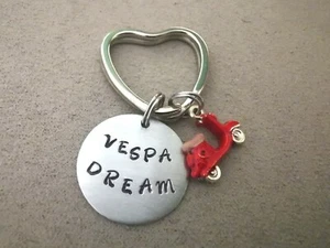 passionate vespa motorcycle keychain - Picture 1 of 1