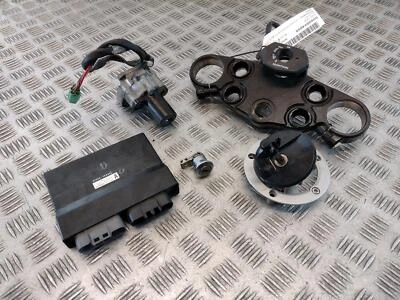 2010 Suzuki GSX 1300 Schloss Set - Bild 1 von 4