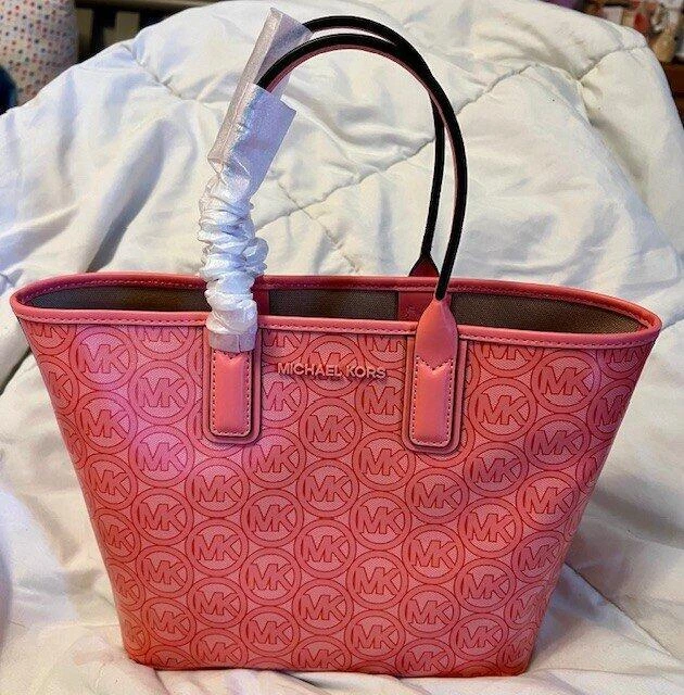 Nuevo con etiquetas Bolso de Mano Michael Kors Jodie Pequeño Logo Jacquard Pomelo Cartera RV $348 Foto 1 de 1