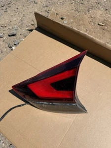 2017 - 2020 Nissan Rogue Inner Gate Tail Light USA (Right/Passenger) OEM L261 - Picture 1 of 2