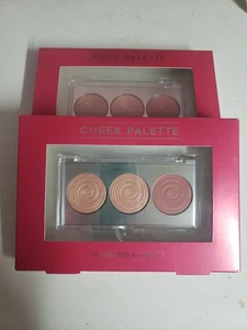 CHEEK PALETTE Macys 2- 3 Pc Cheek Palette Set Blush Highlighter Bronzer - Picture 1 of 1