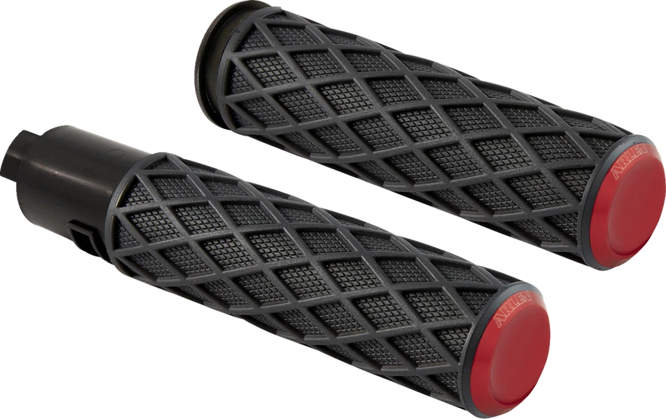 Empuñaduras Arlen Ness Diamond TBW rojas 500-061 para motocicletas Foto 1 de 1