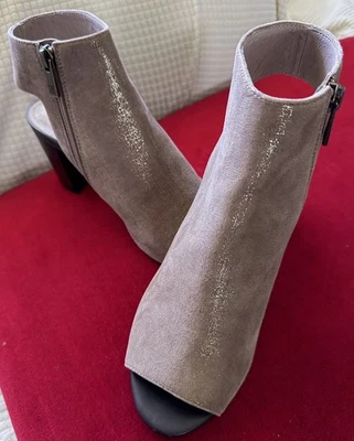 Botines Donald J Pliner para mujer de gamuza peep-toe recortados - talla 7,5 M - marrón/metálico Foto 1 de 4