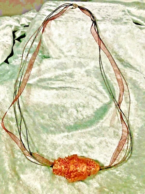 Colar artesanal design exclusivo com pingente colorido prata e cobre - Imagem 1 de 4