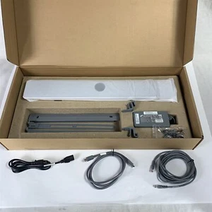 Cisco Webex TTC7-23 Room Kit Media Bar 68-101025-01 W/ Accessories - Afbeelding 1 van 3