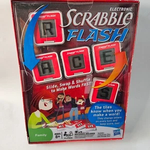 2010 Hasbro Scrabble Flash elektronisches Wort Familie Alter 8+ Spiel neu versiegelt - Bild 1 von 7