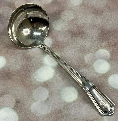 Manchester Silver Co Mary Warren Sterling Silver 4 1/2" Mayonnaise / Cream Ladle Cover