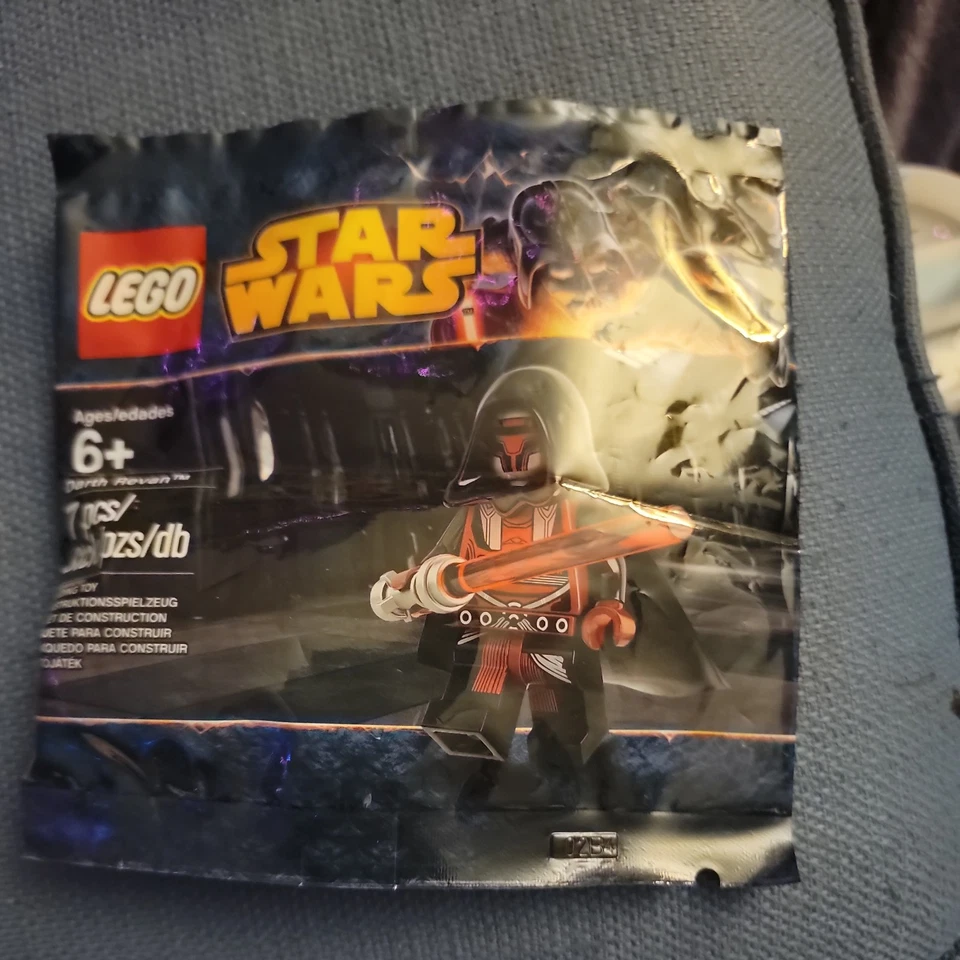 RARE!!! New and Sealed LEGO® Star Wars Darth Revan Poly Bag (5002123) 2014 - Image 1 of 2