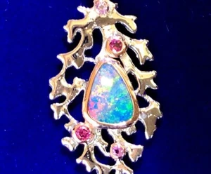 Beautiful Shaped Leaf Opal Pendant Ruby Garnet Sterling Rose Gold Ladies - Picture 1 of 9