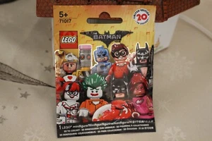 New Lego Batman 71017 HARLEY QUINN NURSE MInifigure - SEALED - Picture 1 of 2