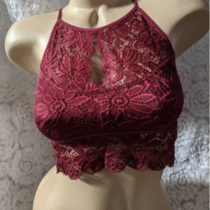 Impresionante bralette NUEVO de Zenana Outfitters - Imagen 1 de 5