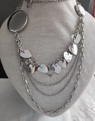 Collana lunga  catena catenine cuoricini cuore perline colore argento CB/121 - Immagine 1 di 4