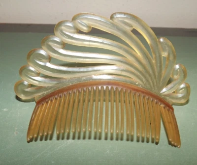 ¿Celuloide/baquelita estilo Art Deco vintage? Peine de pelo 3,5" L x 2,25" de alto Foto 1 de 4