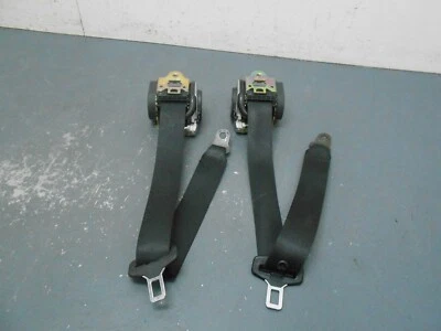 Cinturones de seguridad traseros Porsche 911 Carrera 2002 02 03 #4489 D5 Foto 1 de 4