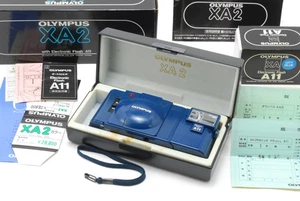 ¡Leer! [Casi COMO NUEVA en caja] Cámara fotográfica Olympus XA2 azul apuntar y disparar 35 mm JAPÓN - Imagen 1 de 24