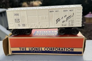 VINTAGE LIONEL #6014-60 WHITE BOX CAR WITH ORIGINAL BOX - Picture 1 of 4