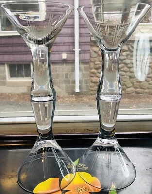 Juego de 4 cócteles grabados de vidrio Martini lineal Mid Mod de la década de 1990 Foto 1 de 4