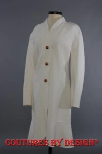 Cappotto St John Knits Milano orlo arricciato meringa topper taglia 10 nuovo con etichette prezzo al pubblico consigliato dal produttore $995 - Foto 1 di 2