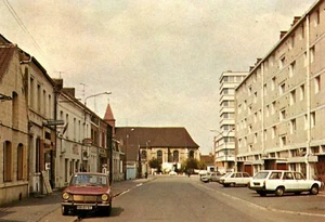 *CARTE POSTALE   - NORD - 59 - BEUVRAGES - PLACE DU 11 NOVEMBRE - Bild 1 von 2