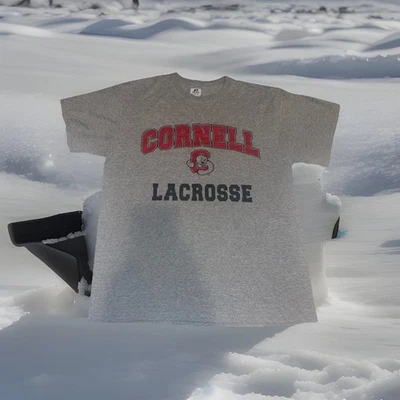 Футболка команды лакросса CORNELL University «Большой красный» выпущенная No15 средний размер NCAA винтаж - Изображение 1 из 4