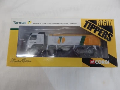 CORGI VOLVO FM AGGREGATE TIPPER TARMAC CC13502 MIB 1:50 - Image 1 of 4