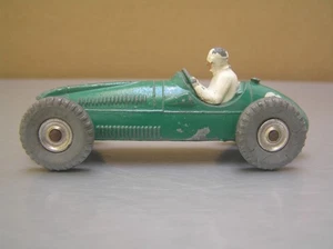 Dinky Toys 233 Cooper Bristol Racing Car with rare spun hubs made in England - Picture 1 of 7