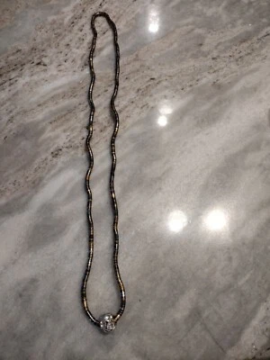 Collar torcido serpiente multicolor metálico dorado, bronce, cobre con cuentas de diamantes de imitación Foto 1 de 4