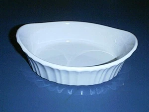 CORNING WARE Stoneware 8" Microwave & Oven 18.6 oz Appetizer Dish FRENCH WHITE - Picture 1 of 3