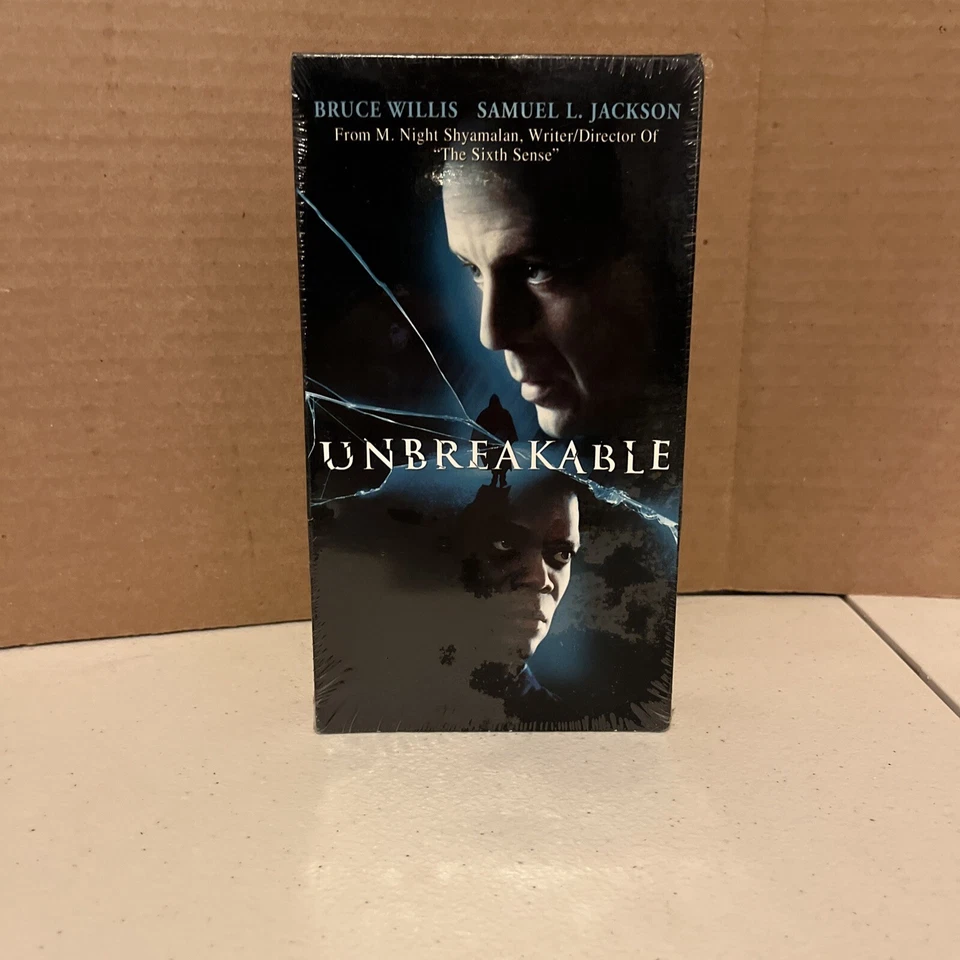 Unbreakable (VHS, 2001) - Image 1 of 4