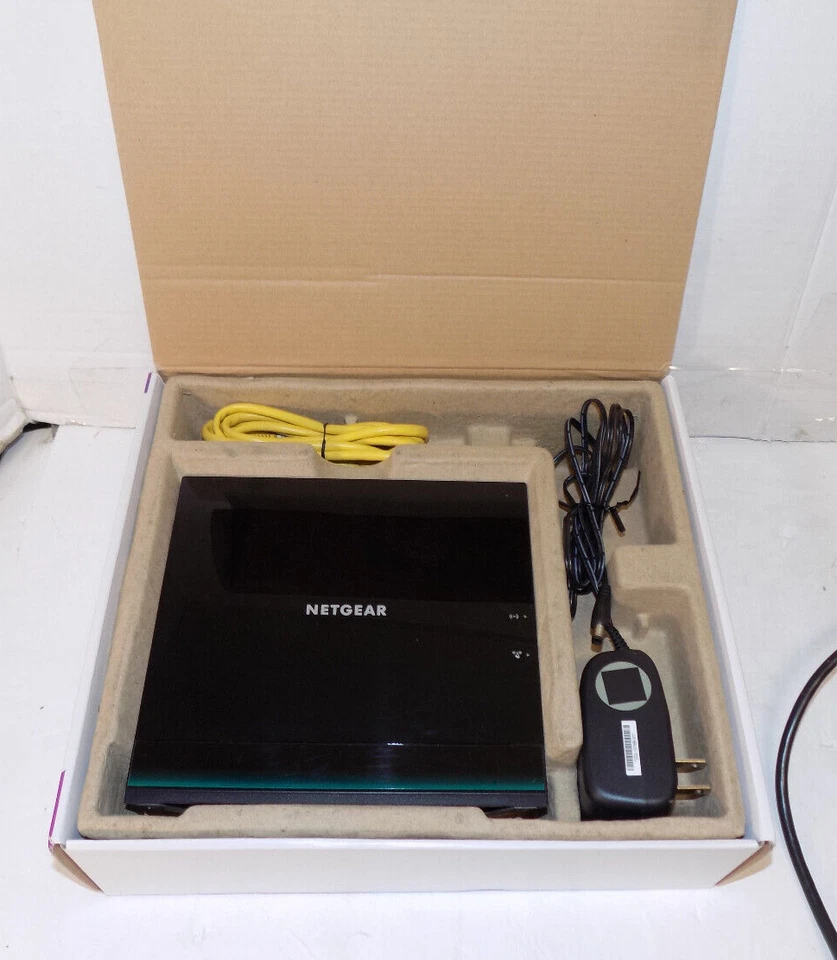 Netgear AC1200 Model R6100  Streampro Dual Band Wi-Fi Router Tested - Image 1 of 4